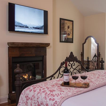 Caldwell House Bed And Breakfast Salisbury Mills Esterno foto