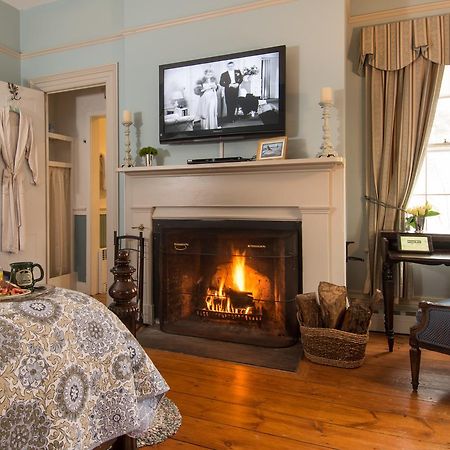Caldwell House Bed And Breakfast Salisbury Mills Esterno foto