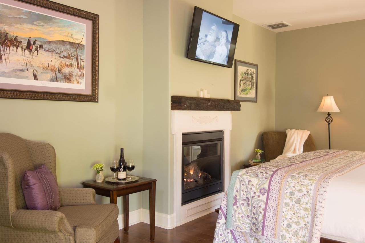 Caldwell House Bed And Breakfast Salisbury Mills Esterno foto