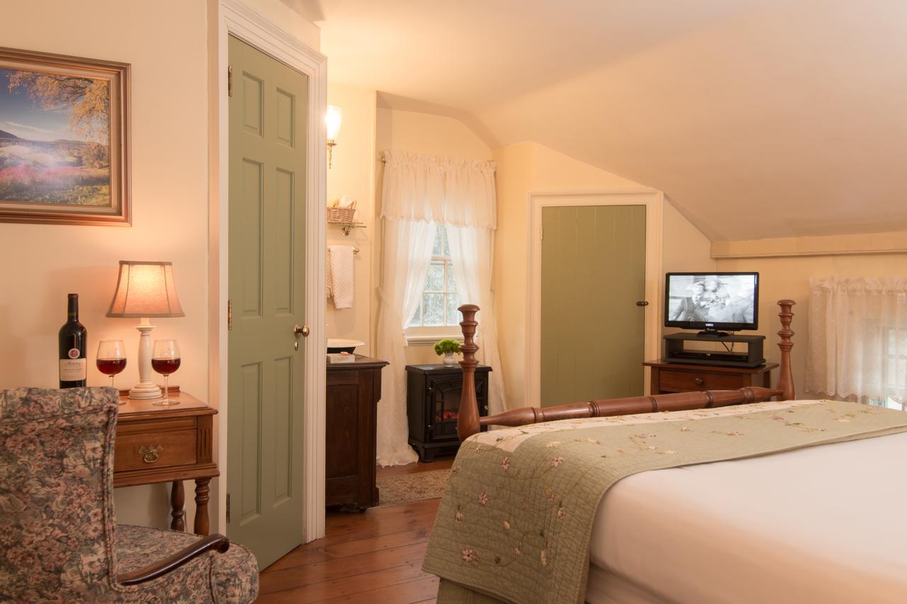 Caldwell House Bed And Breakfast Salisbury Mills Esterno foto