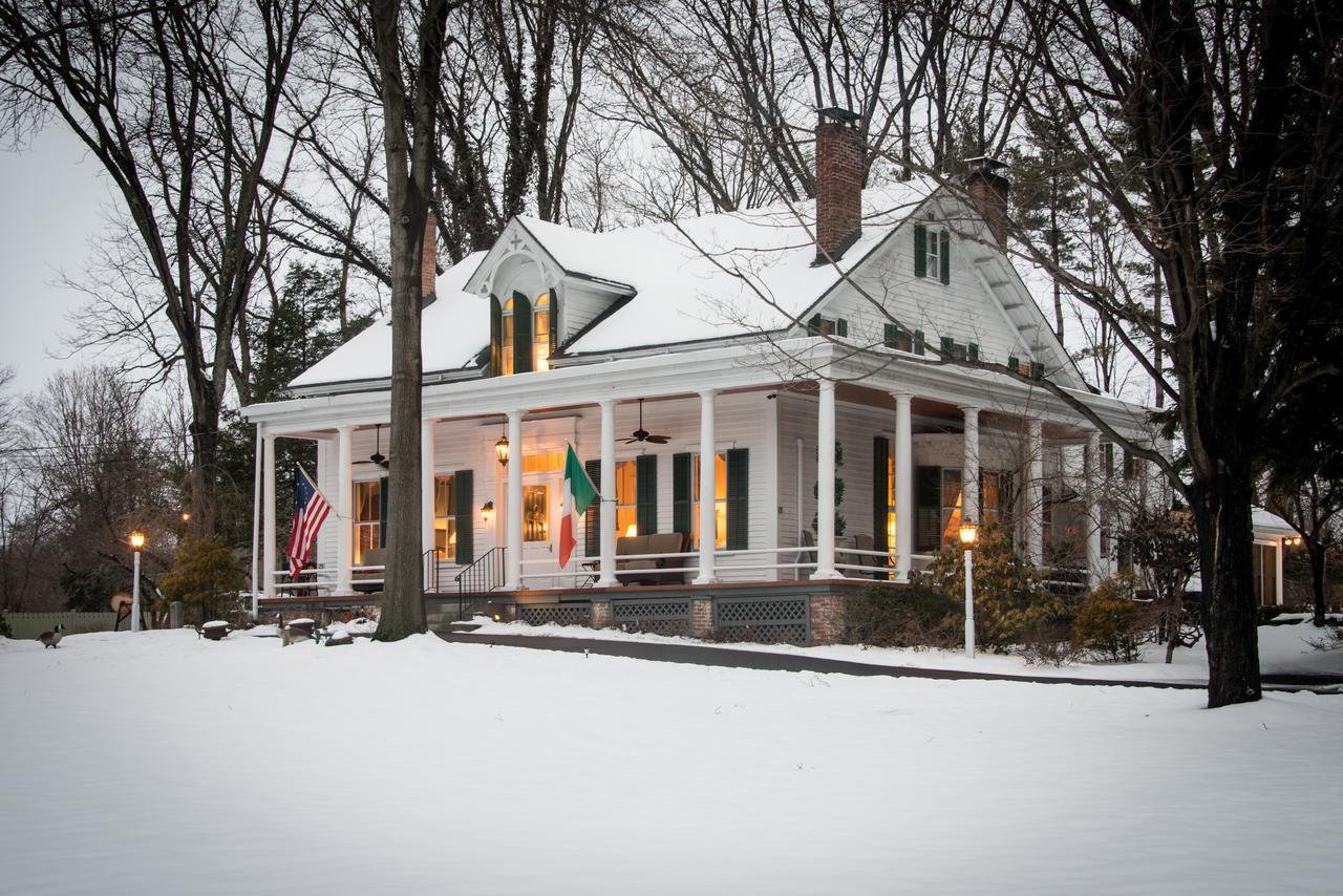 Caldwell House Bed And Breakfast Salisbury Mills Esterno foto