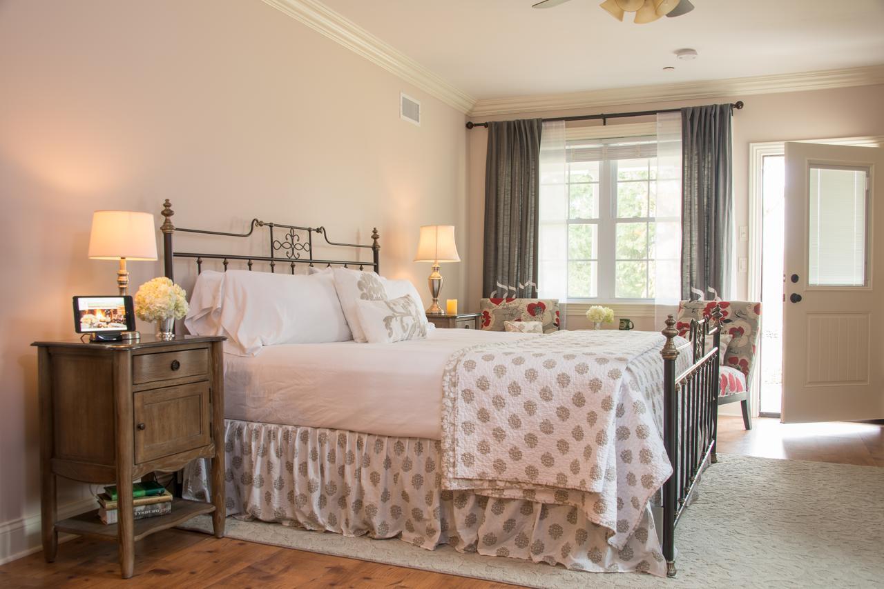 Caldwell House Bed And Breakfast Salisbury Mills Esterno foto